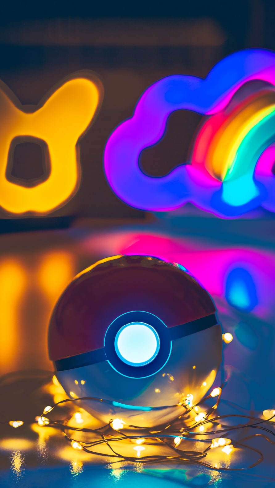 iPhone wallpapers featuring Pokémon