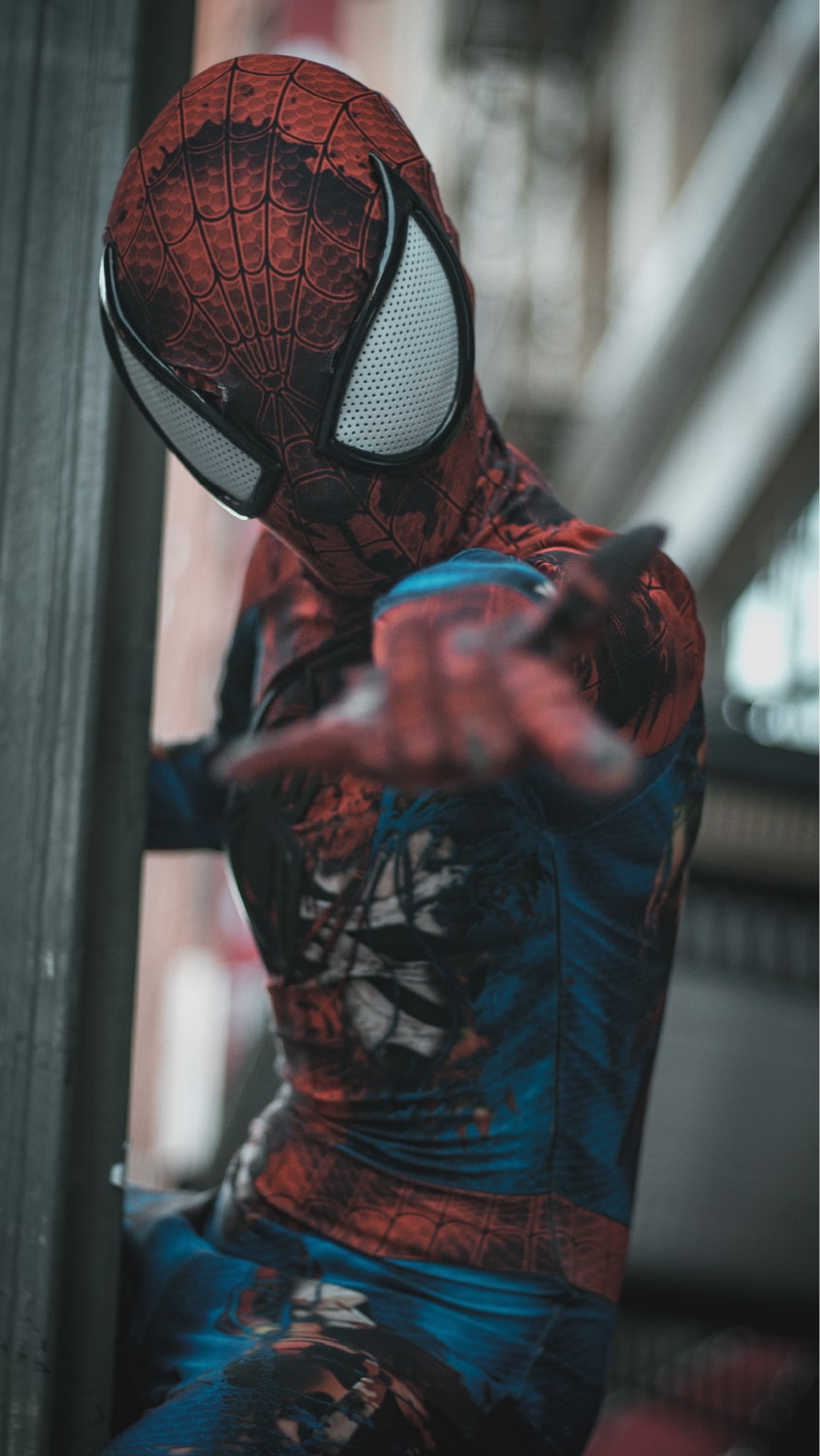 iPhone wallpapers featuring Spider-Man